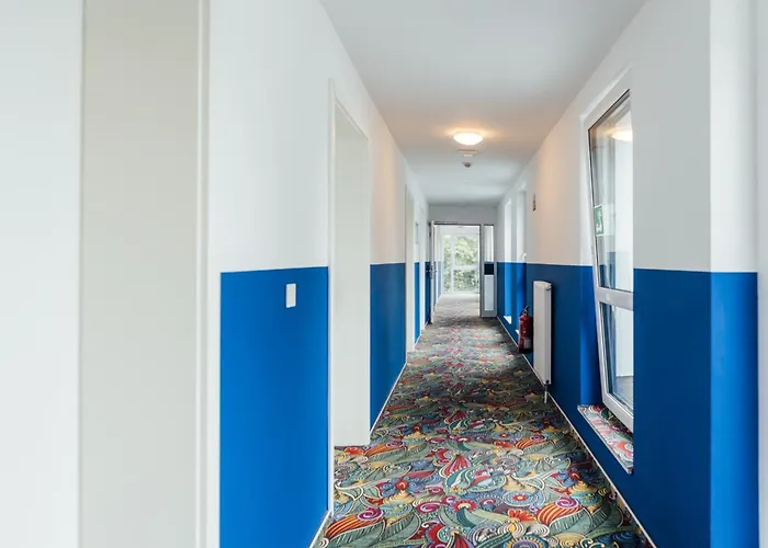 Myky Harburg - Free Parking Hotel *