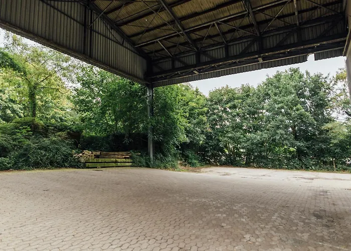 Myky Harburg - Free Parking