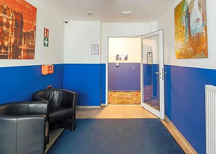 Myky Harburg - Free Parking Hotel