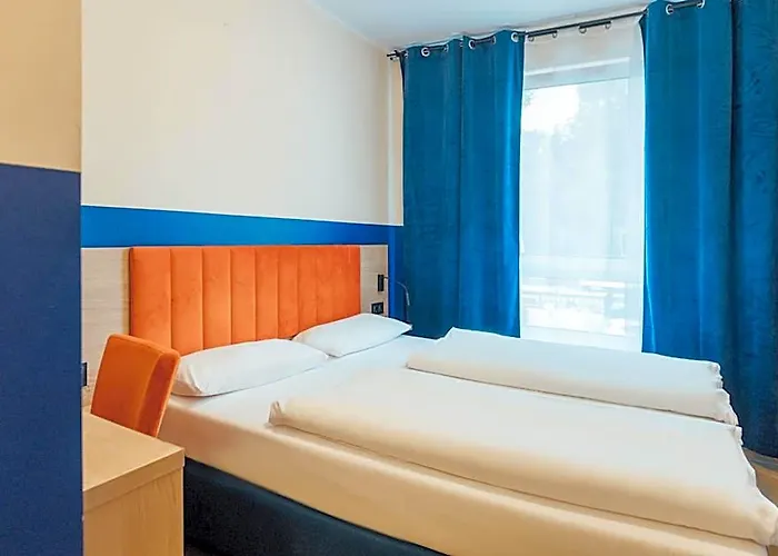 Myky Harburg - Free Parking Hotel