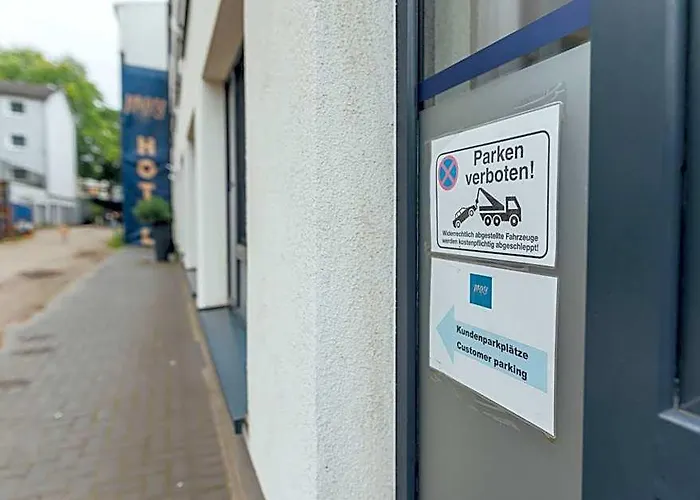Hotel Myky Harburg - Free Parking *